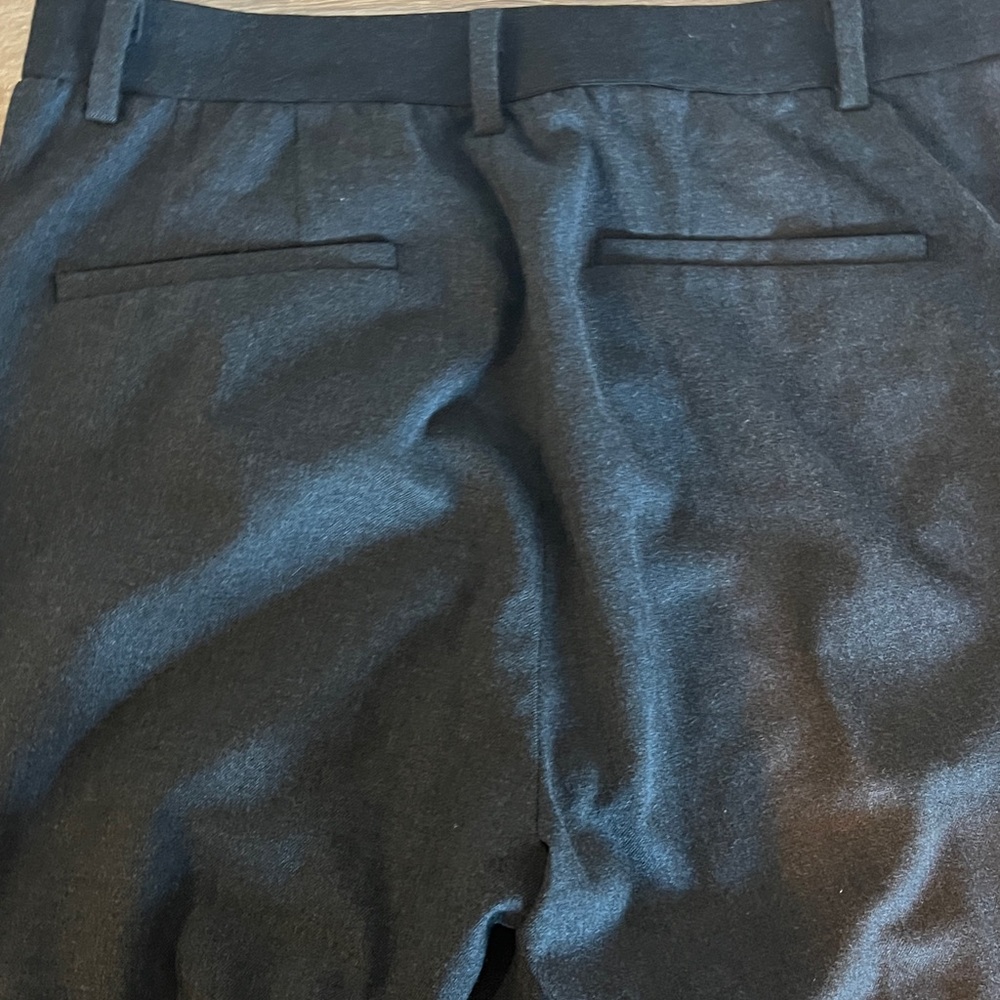Two pairs of Uniqlo Women's Elegant Dark and Light Grey Trousers - Picture 3 of 6